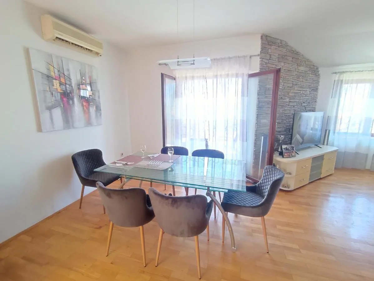 Apartmani Krizman Zadar 0*,  Croatia
